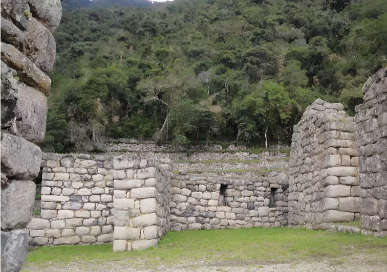 Wiñay Wayna ruins on Inca Trail 2 days trek to Machu Picchu Peru